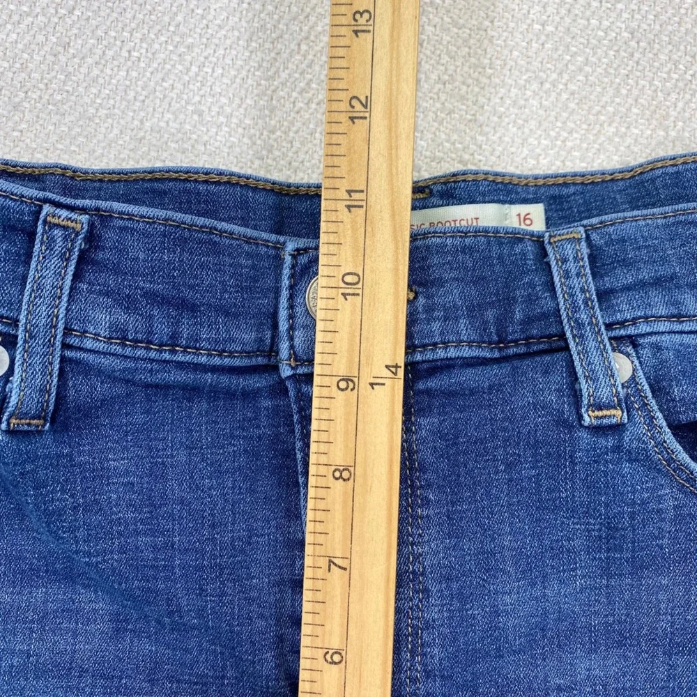Levi Strauss Classic Bootcut Jeans Women 16S Blue Mid Rise Stretch (33.5x30)